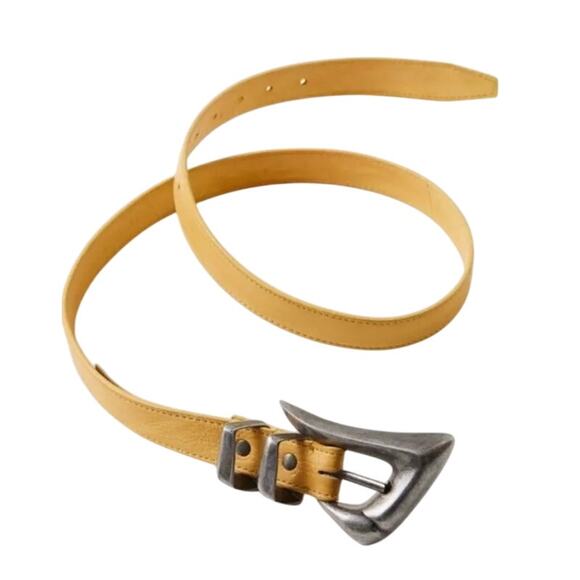 Free People Billie Leather Belt Yellow Size S/M Asymmetric Buckle Western NWOT - Picture 2 of 6